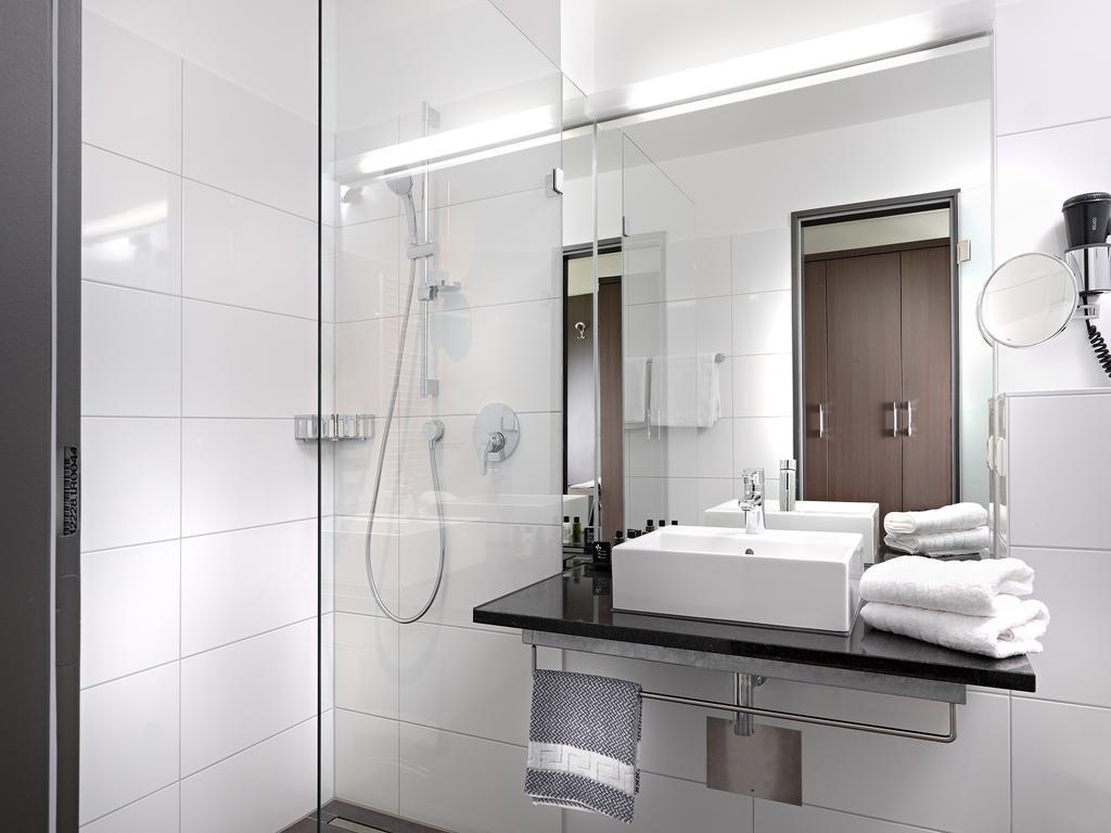 Boutique Hotel Bellevue Rheinfelden / Basel Ruang foto