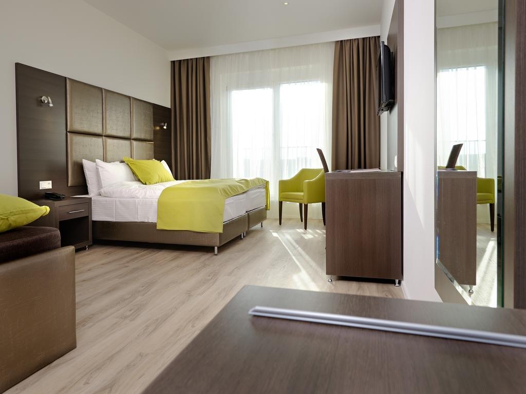 Boutique Hotel Bellevue Rheinfelden / Basel Ruang foto